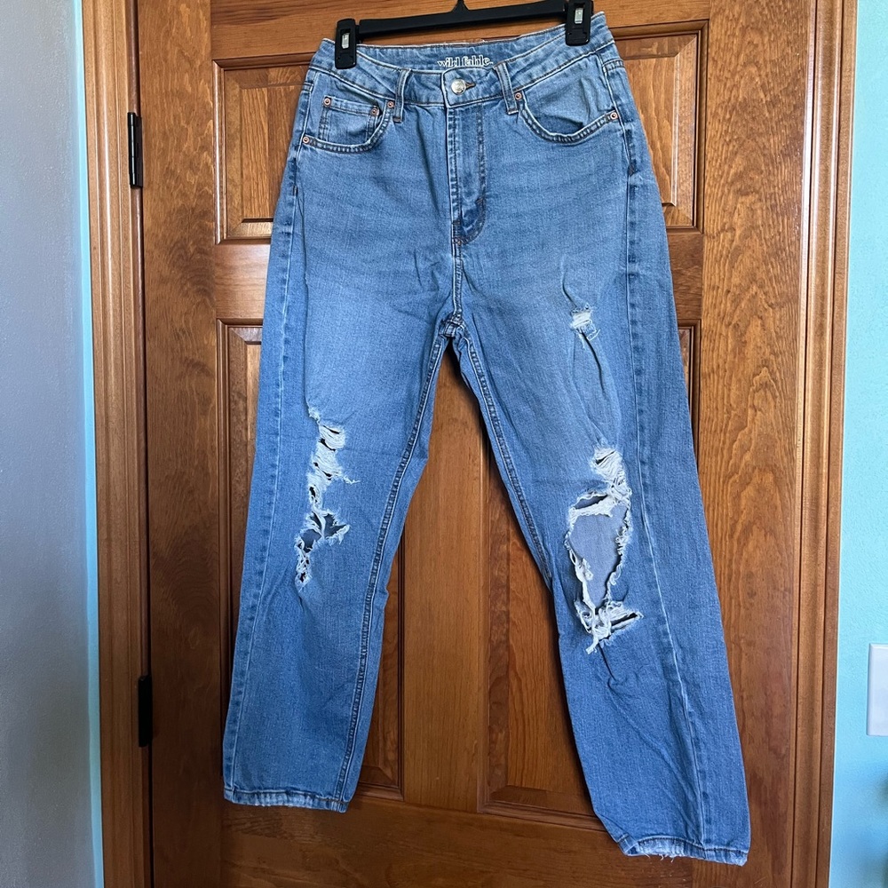 Ripped boyfriend jeans